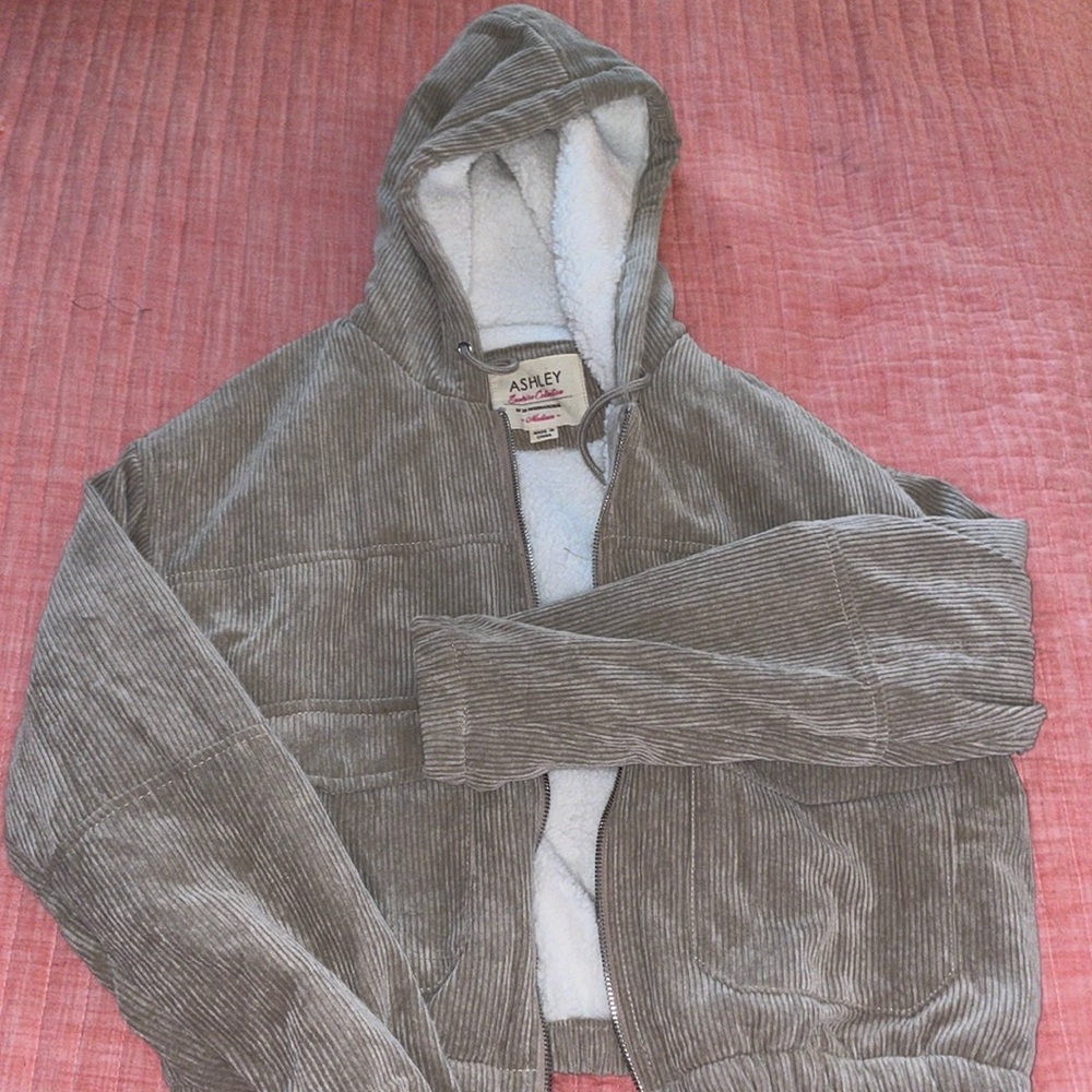 Never worn- cropped corduroy jacket